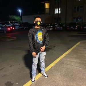 Meet your Posher, Diego